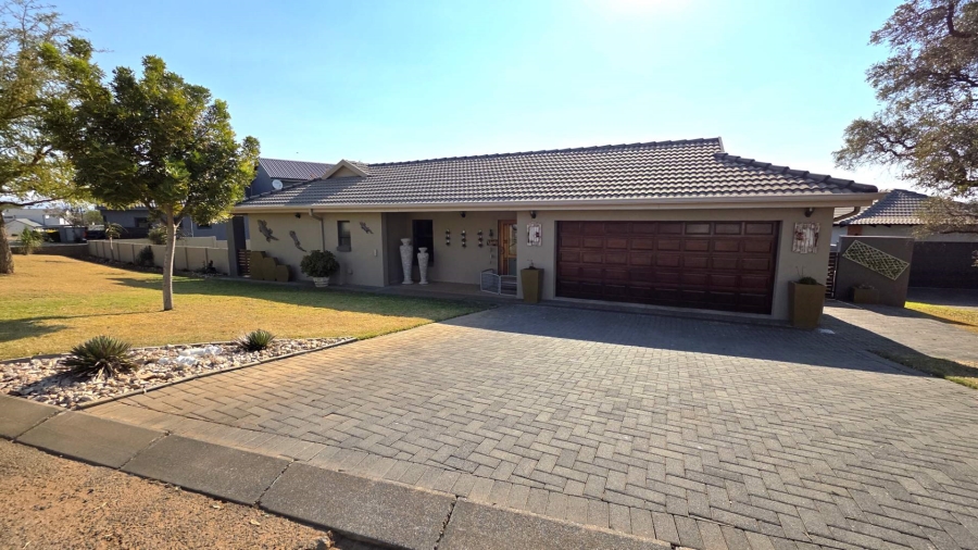 4 Bedroom Property for Sale in Seasons Lifestyle Estate North West